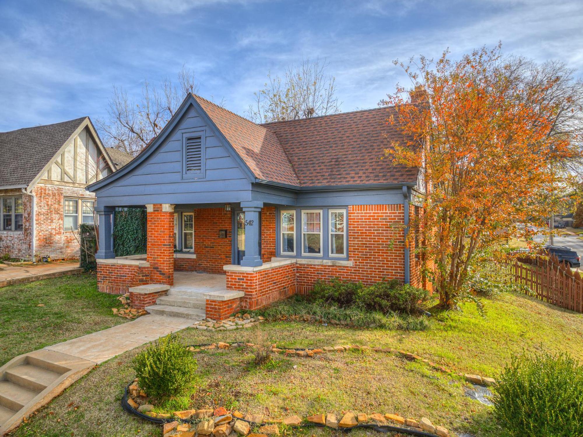 Blue Canvas Cottage By The Paseo - 10 Guests Oklahoma City Exterior photo